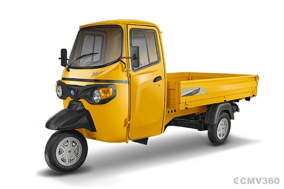 Piaggio Ape Xtra Bada 700 Left Front Three Quarter Piaggio Ape Xtra Bada 700 Left Front Three Quarter
