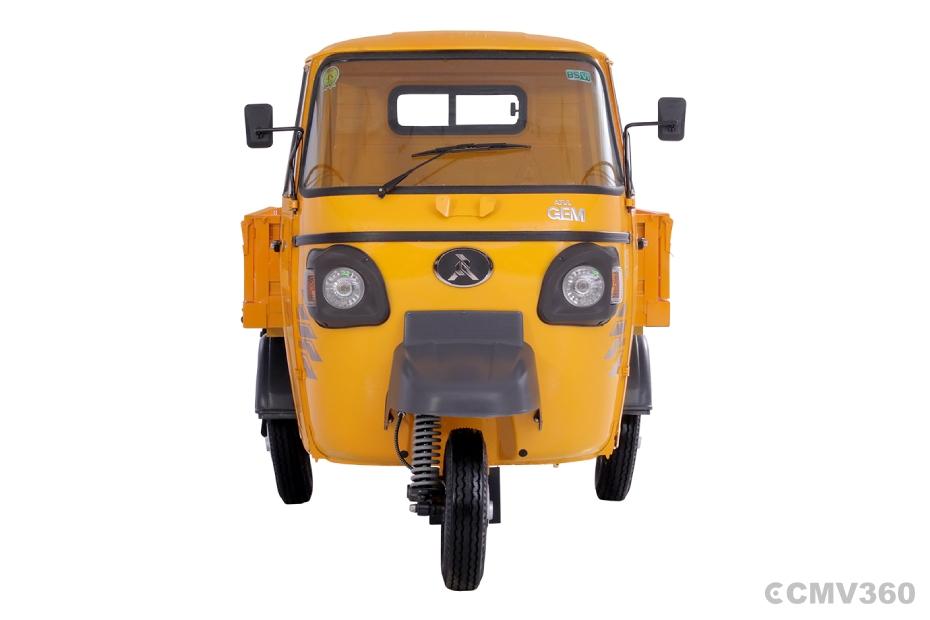 Atul Gem Cargo Diesel Yellow Front View Atul Gem Cargo Diesel Yellow Front View