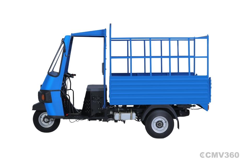 Atul Shakti Diesel Cargo Left Side View Atul Shakti Diesel Cargo Left Side View