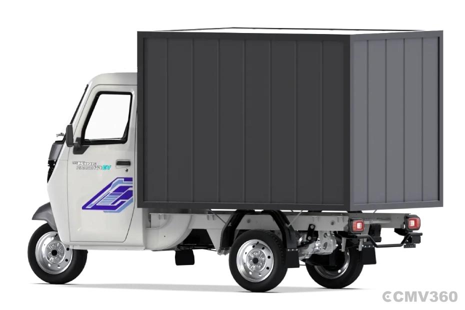 TVS King Kargo HD EV Pristine White Container Left Rear Three Quarter TVS King Kargo HD EV Pristine White Container Left Rear Three Quarter