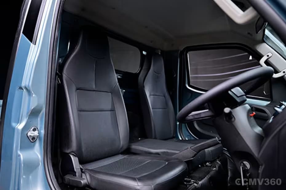 Wider walk-through cabin and power steering for easy maneuvering Wider walk-through cabin and power steering for easy maneuvering