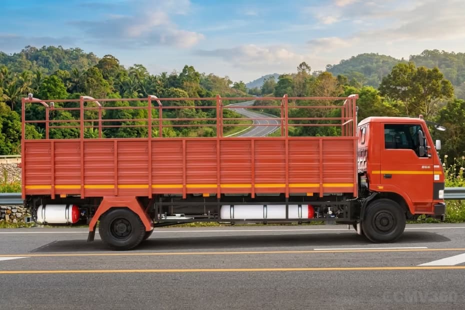 Tata 1009g LPT Right Side View Tata 1009g LPT Right Side View