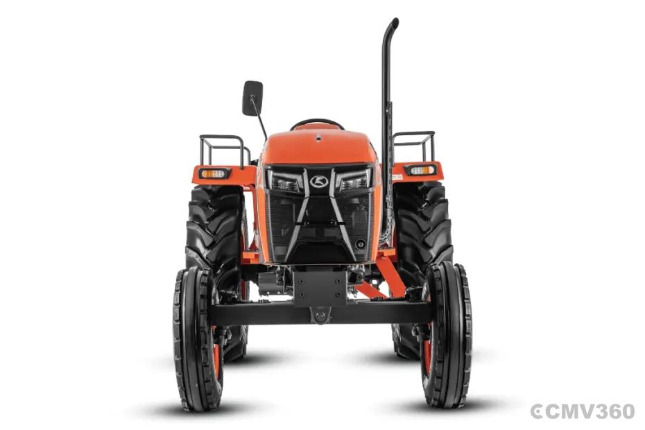 Kubota MU4502 2WD tractor front view Kubota MU4502 2WD tractor front view