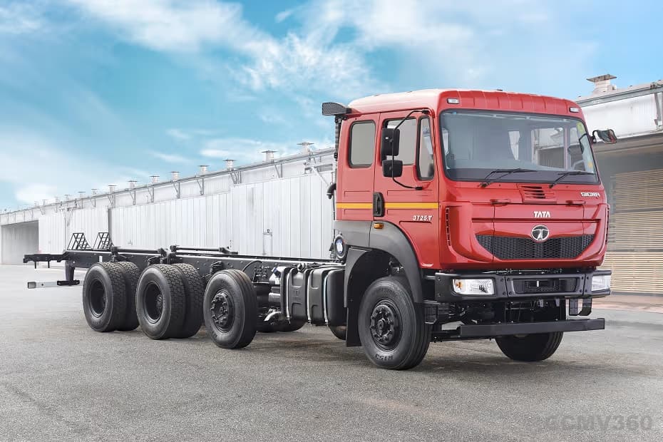 Tata SIGNA 3725.T Right Front Three Quarter Tata SIGNA 3725.T Right Front Three Quarter