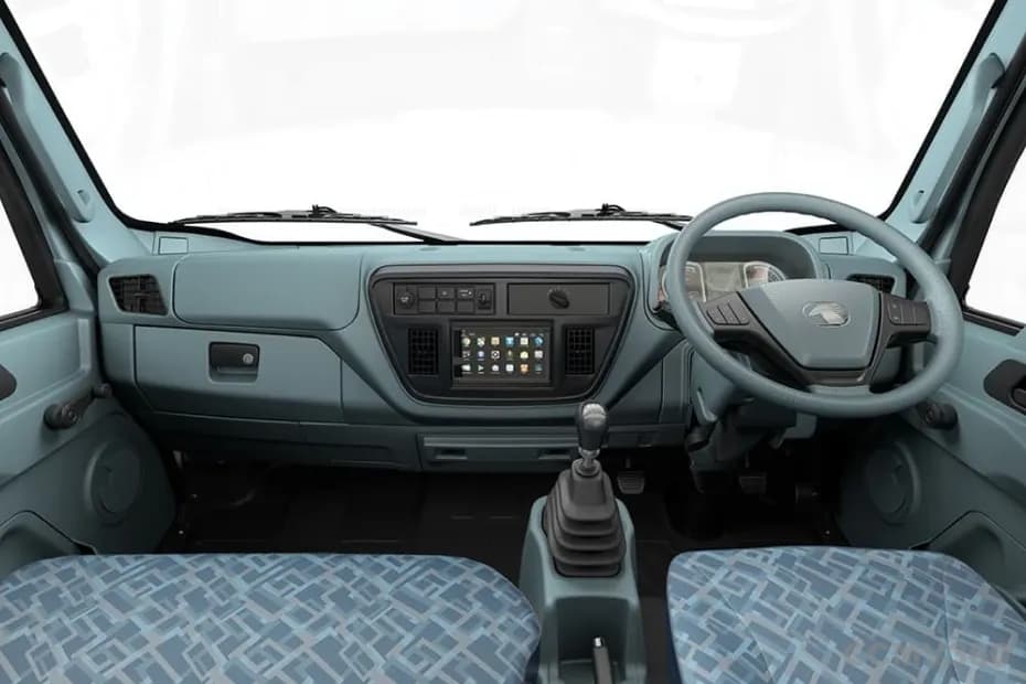 Eicher Pro 2049XP Interior Eicher Pro 2049XP Interior