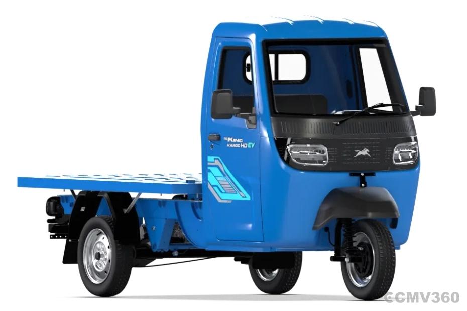 TVS King Kargo HD EV Neptune Blue Platform Right Front Three Quarter TVS King Kargo HD EV Neptune Blue Platform Right Front Three Quarter