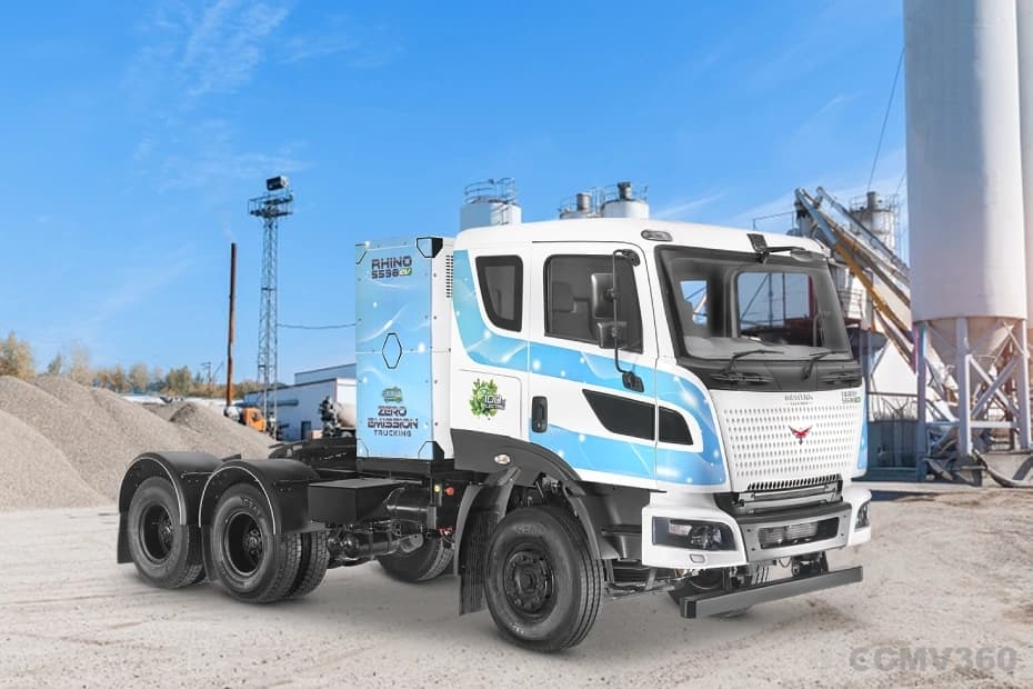 Montra Electric Rhino 5538 EV Right Front Three Quarter Montra Electric Rhino 5538 EV Right Front Three Quarter