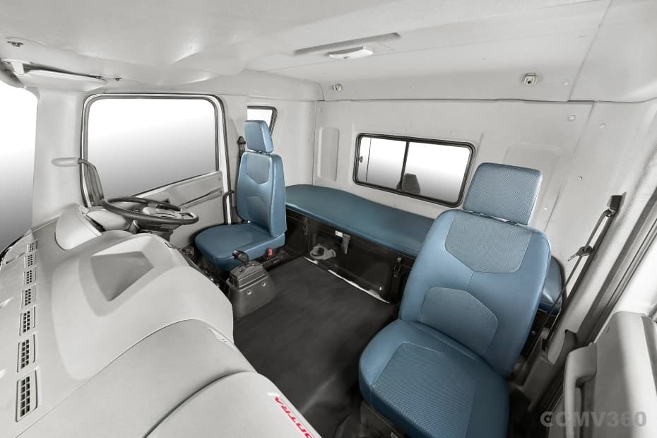 Montra Electric Rhino 5538 EV Cabin View Montra Electric Rhino 5538 EV Cabin View