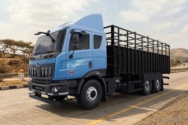 Mahindra BLAZO I TRK 28