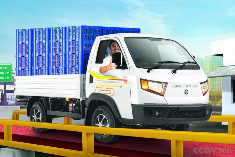 Ashok Leyland Bada Dost i5 Plus Right Front Three Quarter Ashok Leyland Bada Dost i5 Plus Right Front Three Quarter