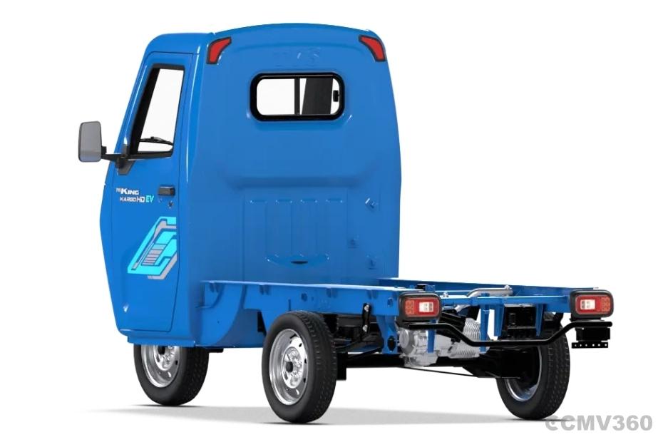 TVS King Kargo HD EV Neptune Blue CBC Left Rear Three Quarter TVS King Kargo HD EV Neptune Blue CBC Left Rear Three Quarter