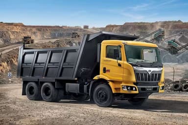 महिंद्रा ब्लेज़ो एक्स 35 टिपर 8X4