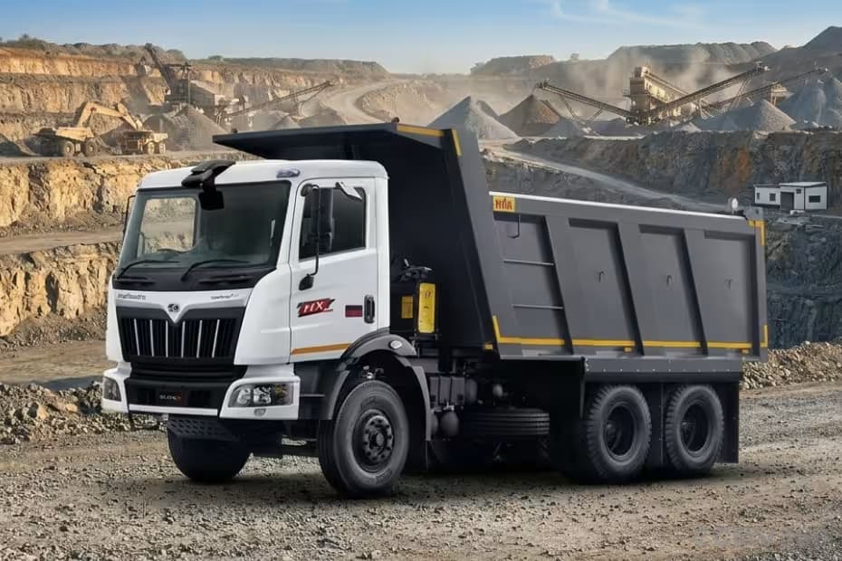 Mahindra Blazo X 28 Tipper Left Front Three Quarter Mahindra Blazo X 28 Tipper Left Front Three Quarter