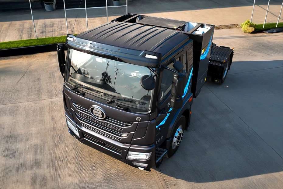 Blue Energy 5548e EV electric truck cabin - top angle view Blue Energy 5548e EV electric truck cabin - top angle view