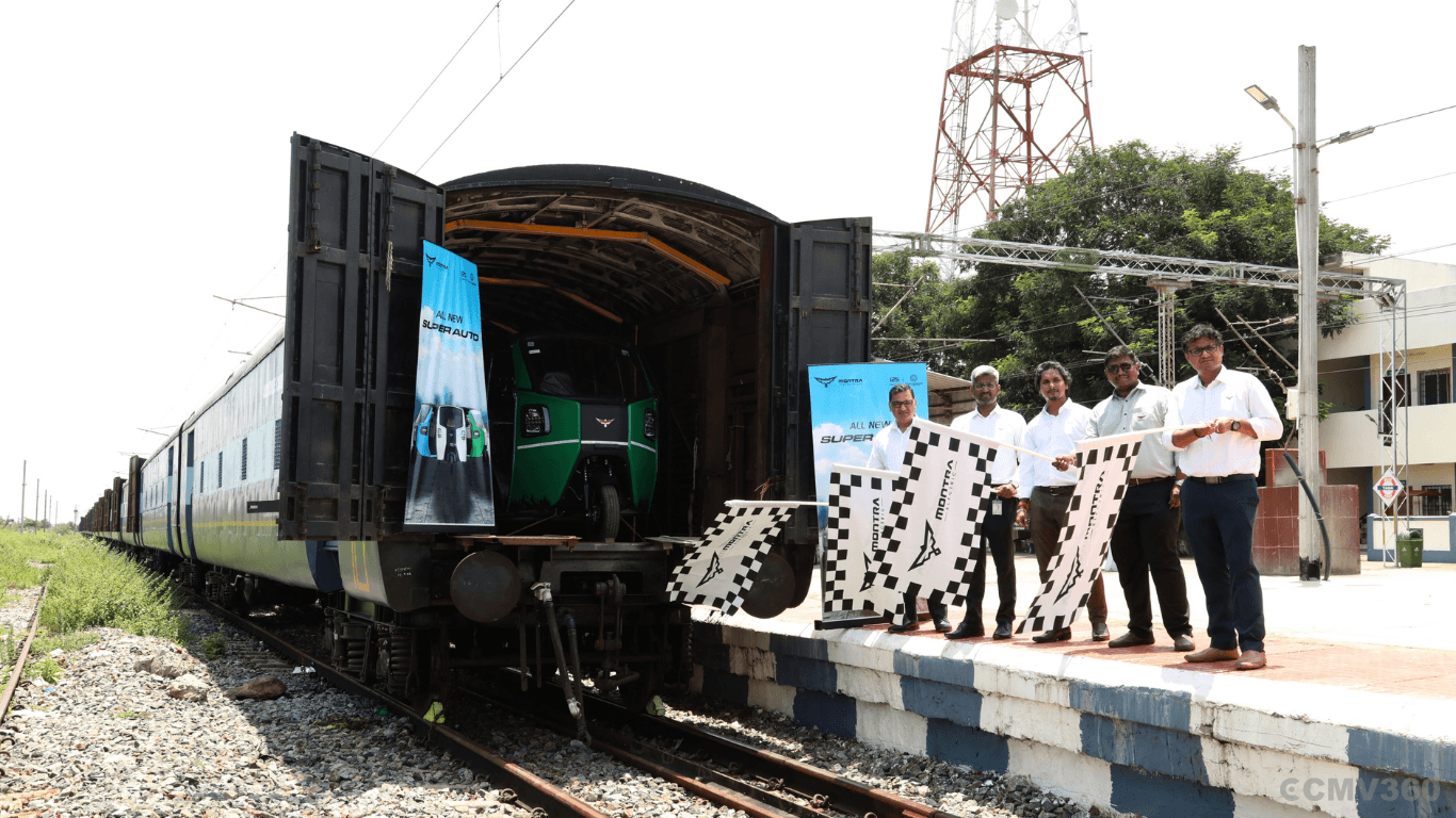 मॉन्ट्रा इलेक्ट्रिक ने 175 सुपर ऑटो को रेल द्वारा फास्टर, ग्रीनर डिलीवरी के लिए भेजा Montra Electric Ships 175 Super Autos.png