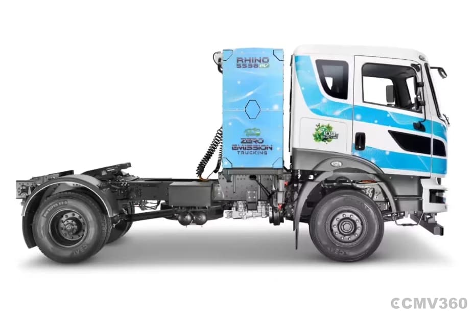 Montra Electric Rhino 5538 EV Right Side View Montra Electric Rhino 5538 EV Right Side View