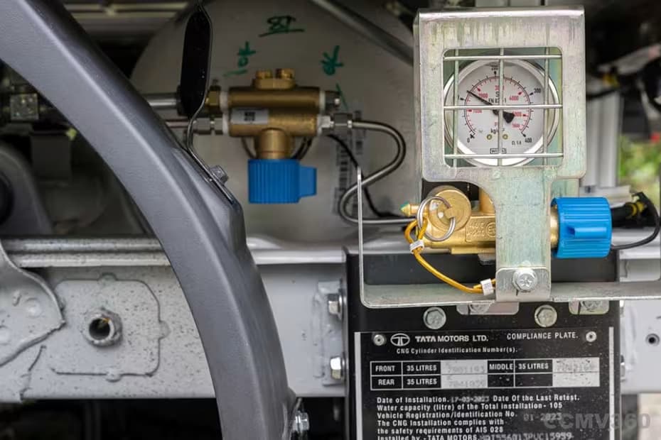 High capacity cng system with safety valves High capacity cng system with safety valves