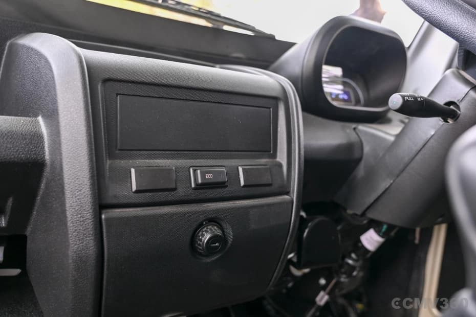 Tata Intra V30 Gold Music System/Eco Mode Tata Intra V30 Gold Music System/Eco Mode