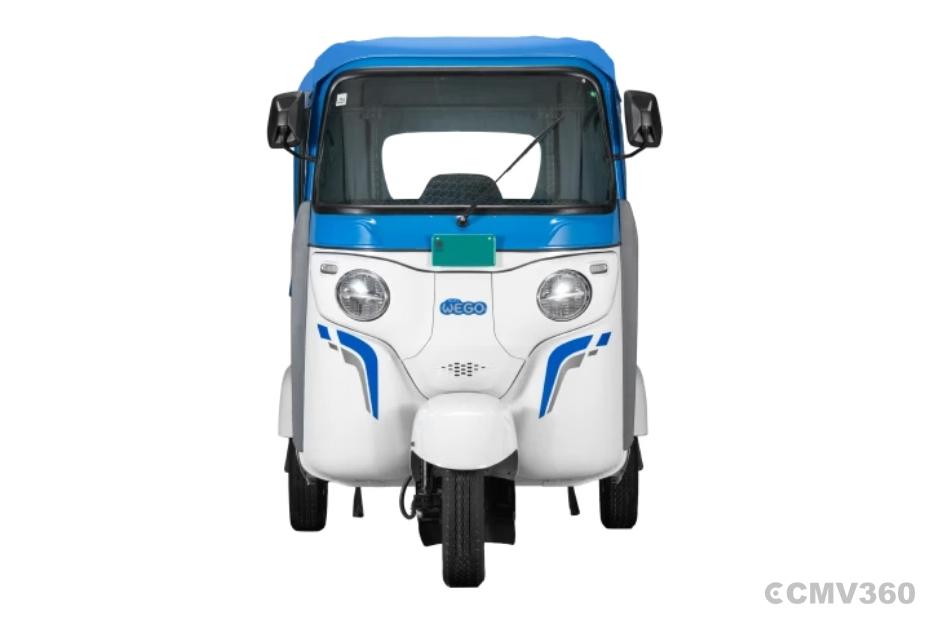 Bajaj WEGO P50 White & Blue Front View Bajaj WEGO P50 White & Blue Front View