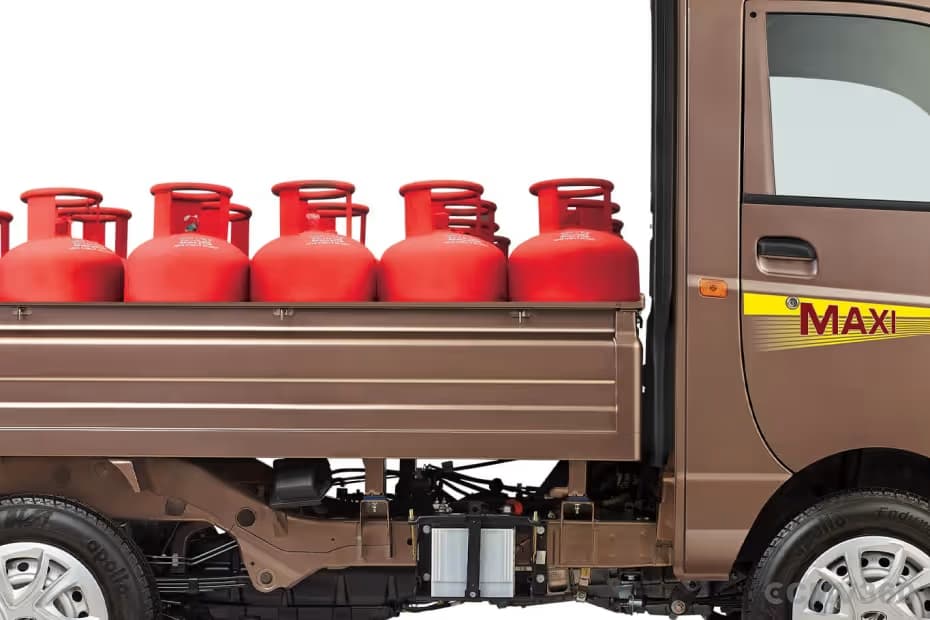 Mahindra Supro Profit Truck Maxi Right Side View Mahindra Supro Profit Truck Maxi Right Side View