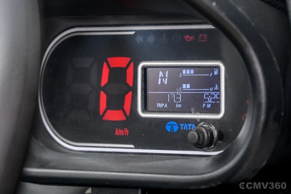 Digital instrument cluster with speed and trip information Digital instrument cluster with speed and trip information